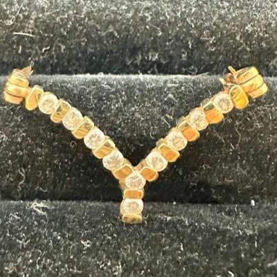 14 Karat Yellow Gold Diamond "V" Shape