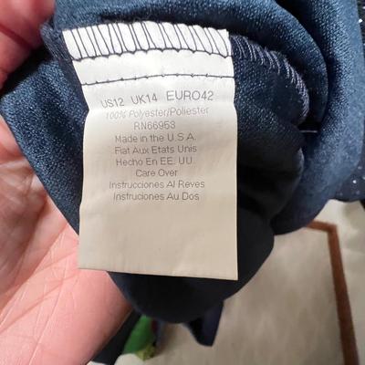 Womenâ€™s Dressy Outfits Size 10-12 (BR2-RG)