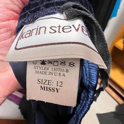 Womenâ€™s Dressy Outfits Size 10-12 (BR2-RG)