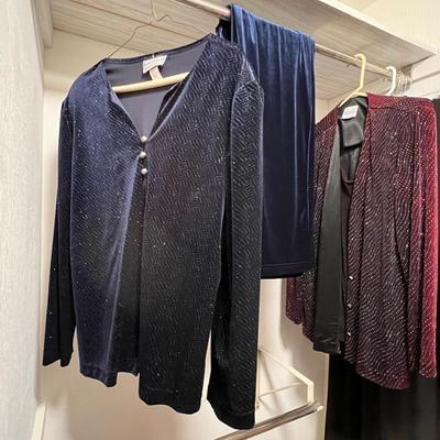 Womenâ€™s Dressy Outfits Size 10-12 (BR2-RG)