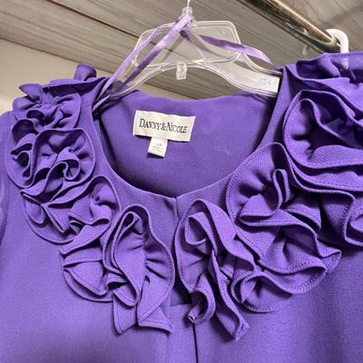 Womenâ€™s Dressy Outfits Size 10-12 (BR2-RG)