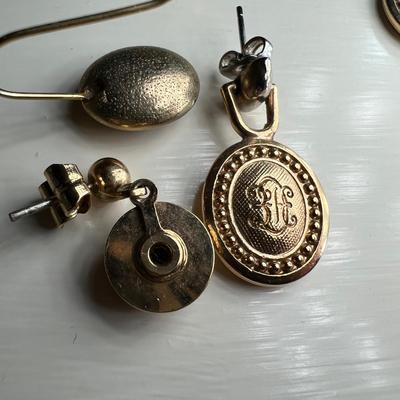 Gold Post and Clip Earrings (BR2-RG)