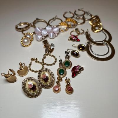 Gold Post and Clip Earrings (BR2-RG)