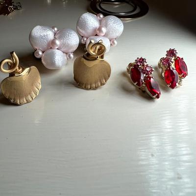 Gold Post and Clip Earrings (BR2-RG)