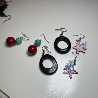 Twenty Plus Pairs of Earrings (BR2-RG)