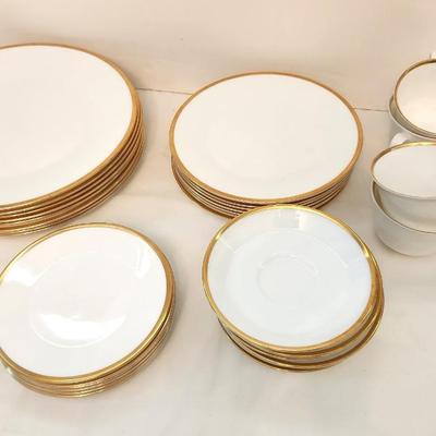 Lot #170  Nice MINTON Porcelain Set - 34 pieces - "Horizon" pattern