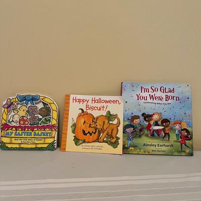 Childrenâ€™s Books, Stuffed Animals, & More (BR1-MG)