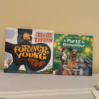 Childrenâ€™s Books, Stuffed Animals, & More (BR1-MG)