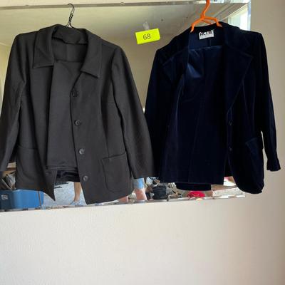 2 Pant suits