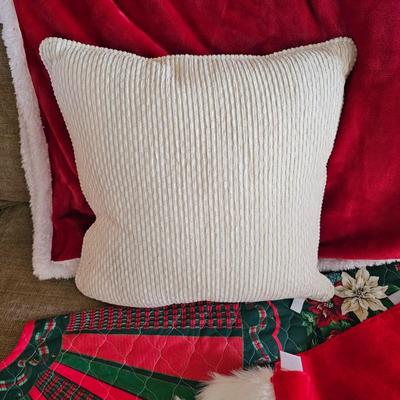 Christmas Pillows, Tree Skirts & More (LR-JS)