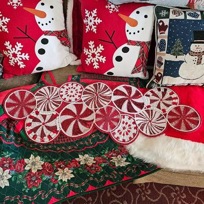Christmas Pillows, Tree Skirts & More (LR-JS)