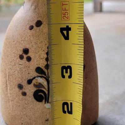 Netzi Pottery Vase with Dried Flowers
