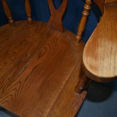 LOT 10. PAIR OF OAK WINDSOR DINING ARM CHAIRS