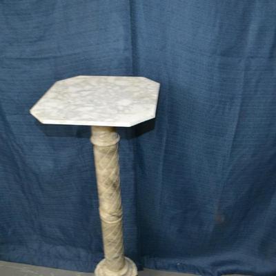 LOT 14. WHITE MARBLE STAND