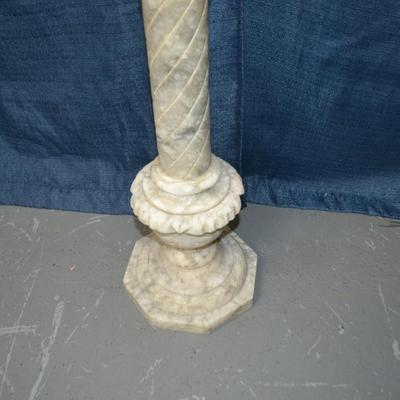 LOT 14. WHITE MARBLE STAND
