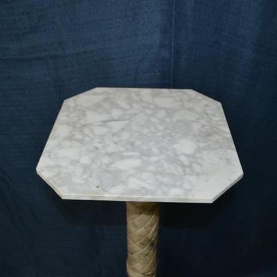 LOT 14. WHITE MARBLE STAND