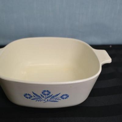 LOT 21. CORNINGWARE BAKING DISHES