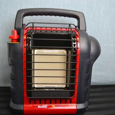 LOT 28. PORTABLE BUDDY. MR HEATER INDOOR SAFE RADIANT HEATER