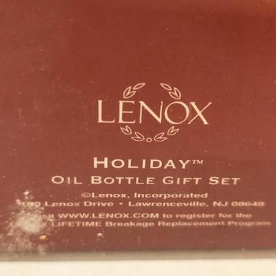 Lot #191 LENOX Oil Set in Box