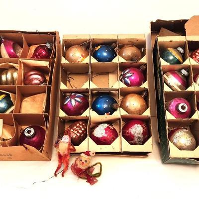 Lot #194  Lot of Vintage Shiny Brite, etc Christmas Ornaments