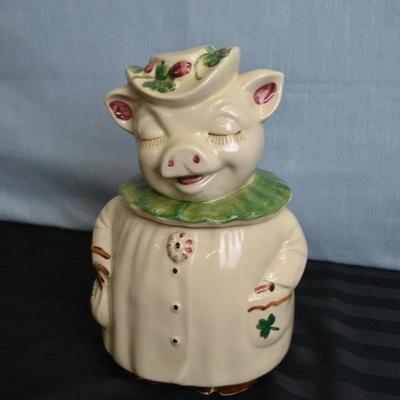 LOT 36. VINTAGE SHAWNEE WINNIE SMILING PIG COOKIE JAR USA POTTERY