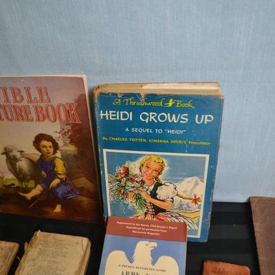LOT 38. VINTAGE AND ANTIQUE BOOKS