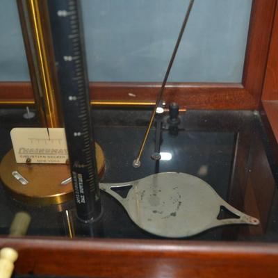 LOT 46. ANTIQUE CHRISTIAN BECKER SCALE