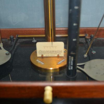 LOT 46. ANTIQUE CHRISTIAN BECKER SCALE