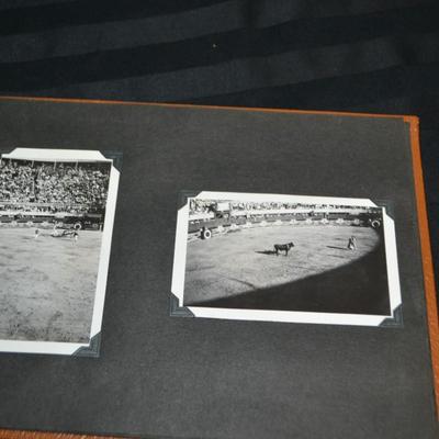 LOT 48. VINTAGE SCRAP/PHOTO BOOKS WITH PICS