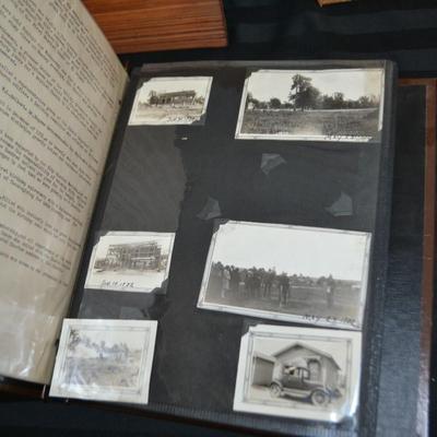 LOT 62. VINTAGE AND ANTIQUE PHOTO BOOKS WITH PHOTOS