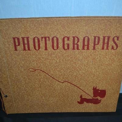 LOT 62. VINTAGE AND ANTIQUE PHOTO BOOKS WITH PHOTOS