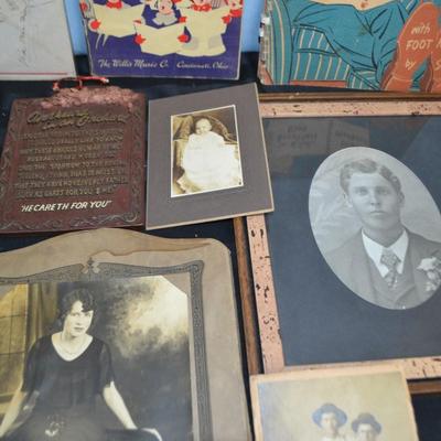 LOT 68. VINTAGE BOOKS AND PHOTOS