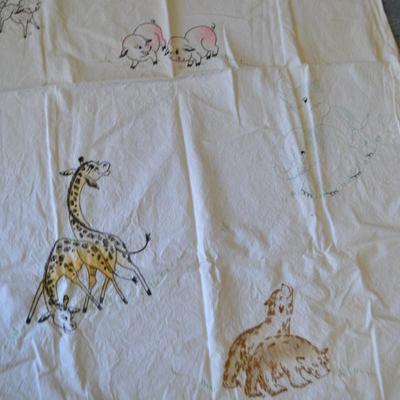 LOT 71. VINTAGE QUILT