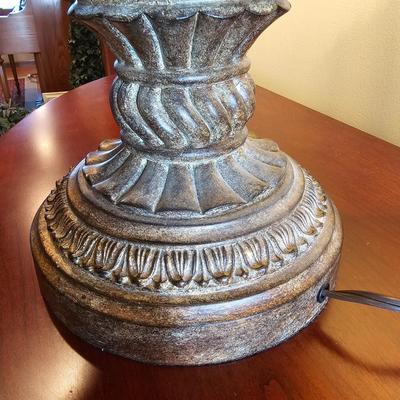 Handled Urn Shaped Lamp with Shade (LR-JS)