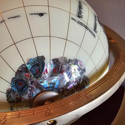 Gemstone World Globe in Gimbal Desktop Stand (LR-JS)