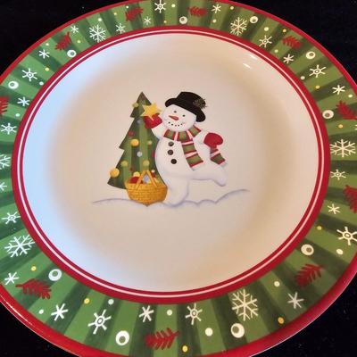 Longaberger Baskets, Pottery, & Dishes (LR-JS)