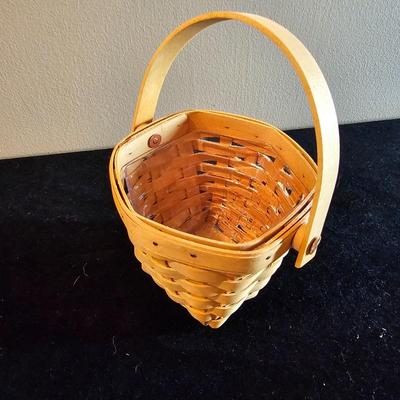 Longaberger Baskets, Pottery, & Dishes (LR-JS)
