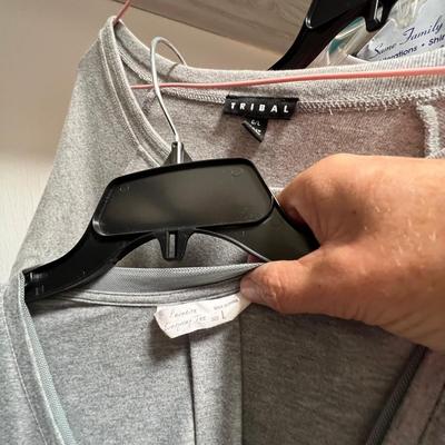 Chicoâ€™s, Tribal & More Size M/L Long/Short Sleeved Tops (BR2-RG)