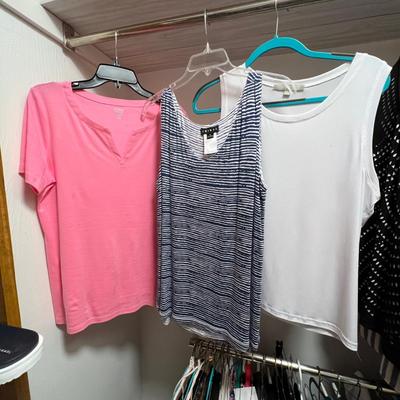 Chicoâ€™s, Tribal & More Size M/L Long/Short Sleeved Tops (BR2-RG)