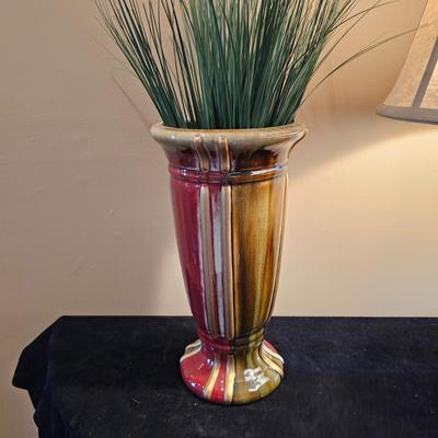 Decorative Table Lamp & Two Vases (LR-JS)