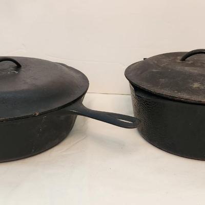 Lot #205  Vintage Cast Iron Skillet & Dutch Oven