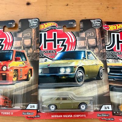 Hot Wheels JH3 Japan Historics Five Car Collector Set Nissan Skyline Silvia Honda Datsun Mazda