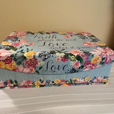 Gift Wrapping Paper, Boxes & Bags (BR1-MG)