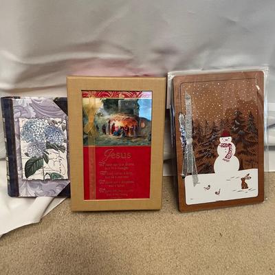 Gift Wrapping Paper, Boxes & Bags (BR1-MG)