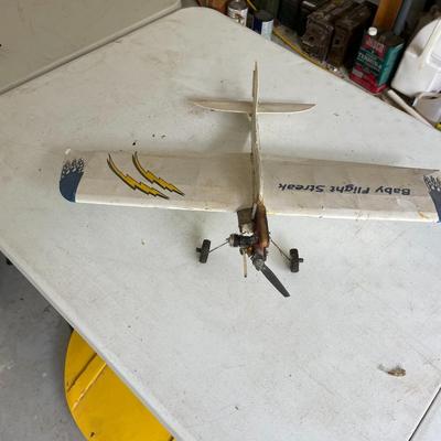Model Airplane with Motor 24' Wing Span 20" Long