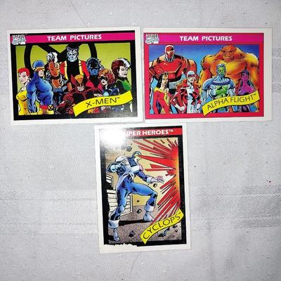 HERO AND SUPER HEROS TRADING CARDS