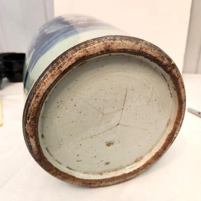 Lot #212 Large Blue/White Antique Chinese Vase - Qing Dynasty 1644-1911