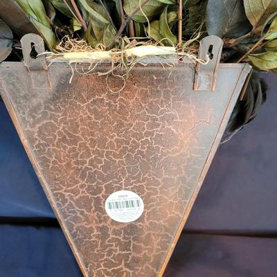 Metal Wall Vases with a Silk Arrangement (LR-DW)