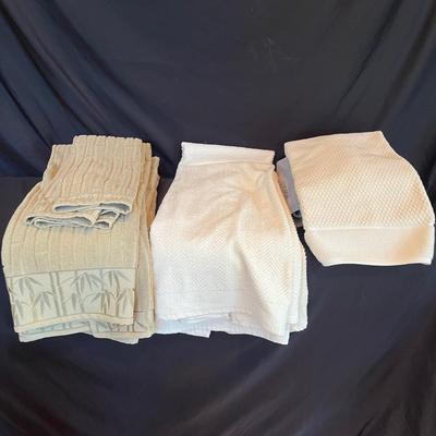 Bath Towels: Biltmore, Premium Collection, & More (BR1-MG)