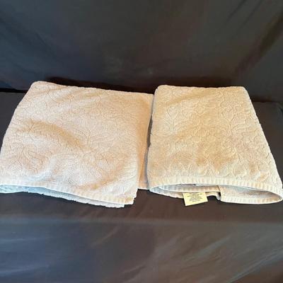Bath Towels: Biltmore, Premium Collection, & More (BR1-MG)